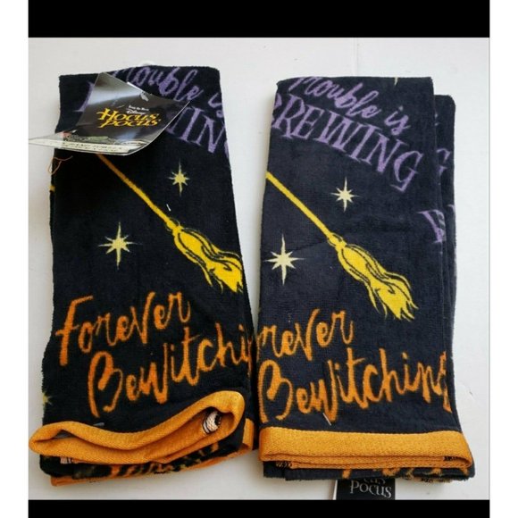 Other - Hocus Pocus hand towels 2x2pk 15x25